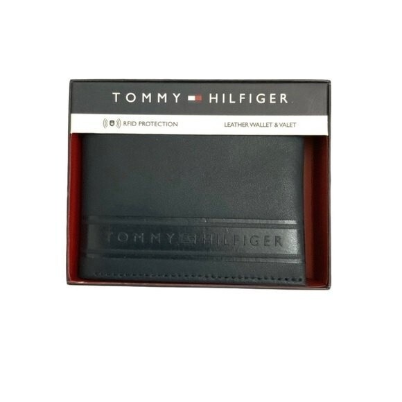 Tommy Hilfiger Leather Wallet & Valet - Picture 1 of 7